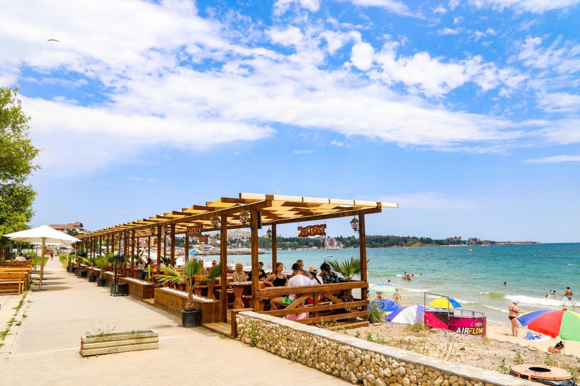 Luxury First Line Apartment With Pool By The Sea Nesebar Eksteriør bilde