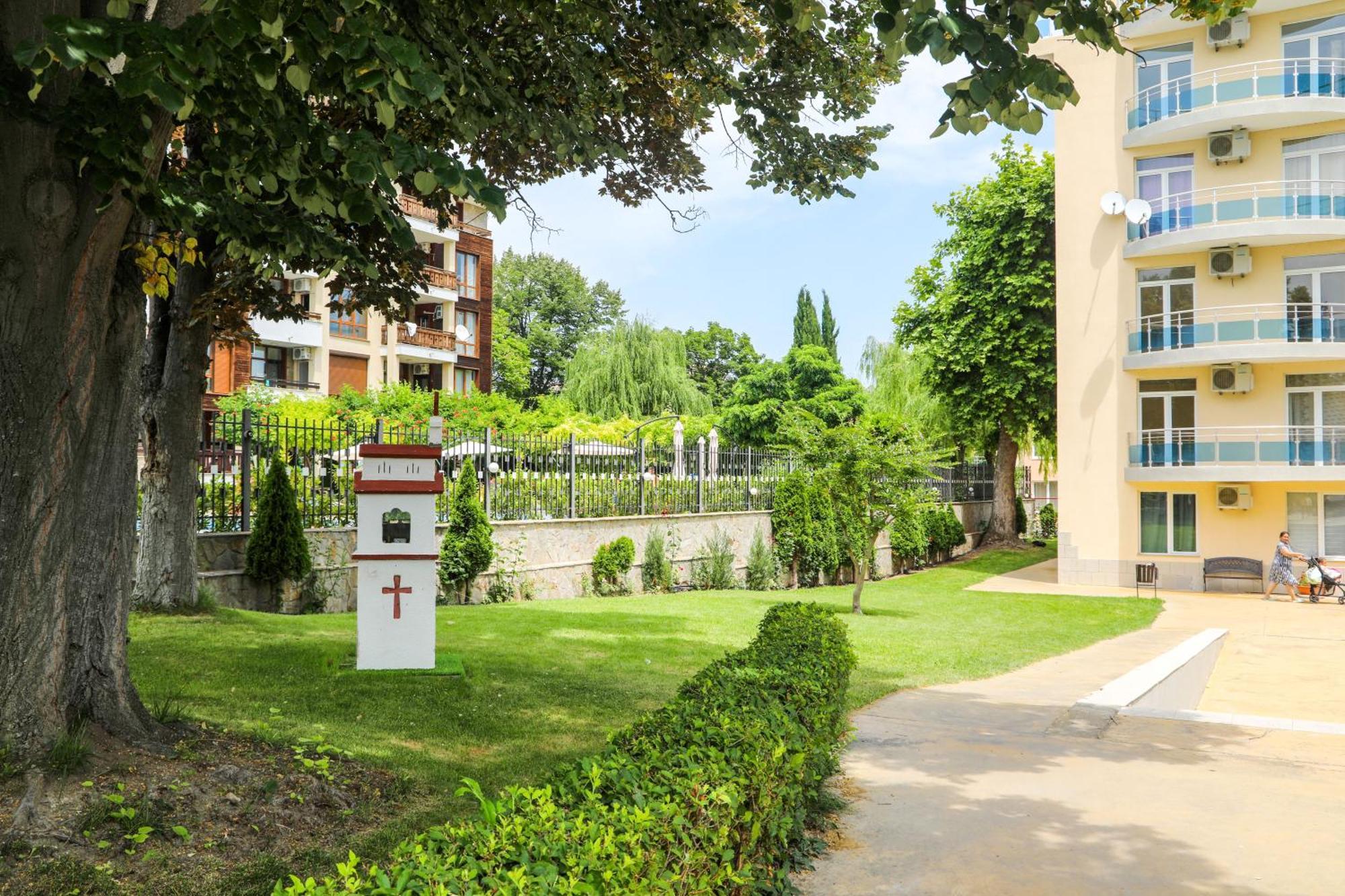 Luxury First Line Apartment With Pool By The Sea Nesebar Eksteriør bilde