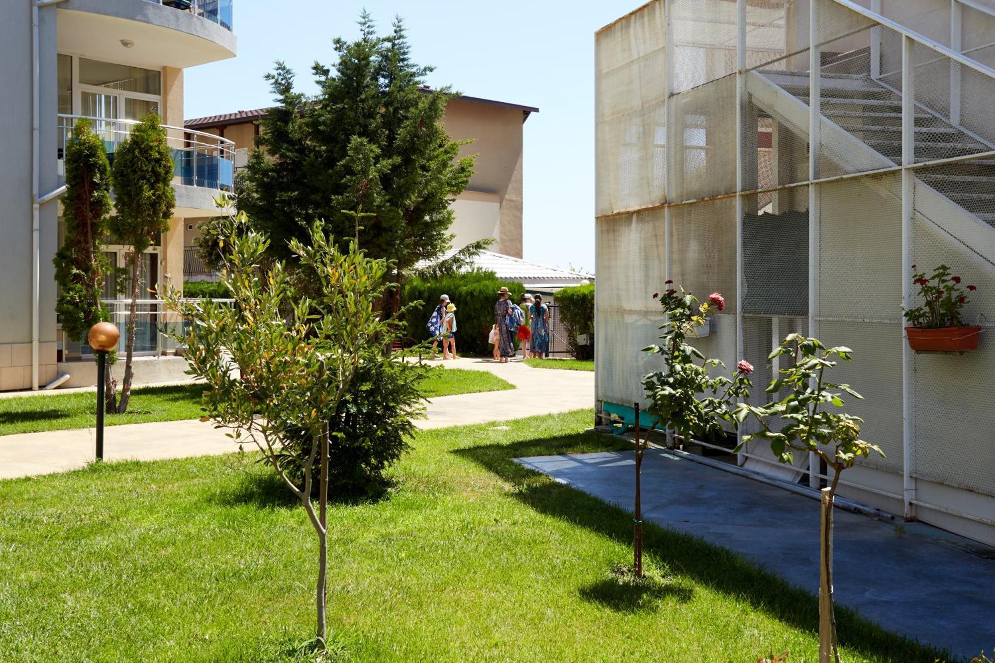Luxury First Line Apartment With Pool By The Sea Nesebar Eksteriør bilde