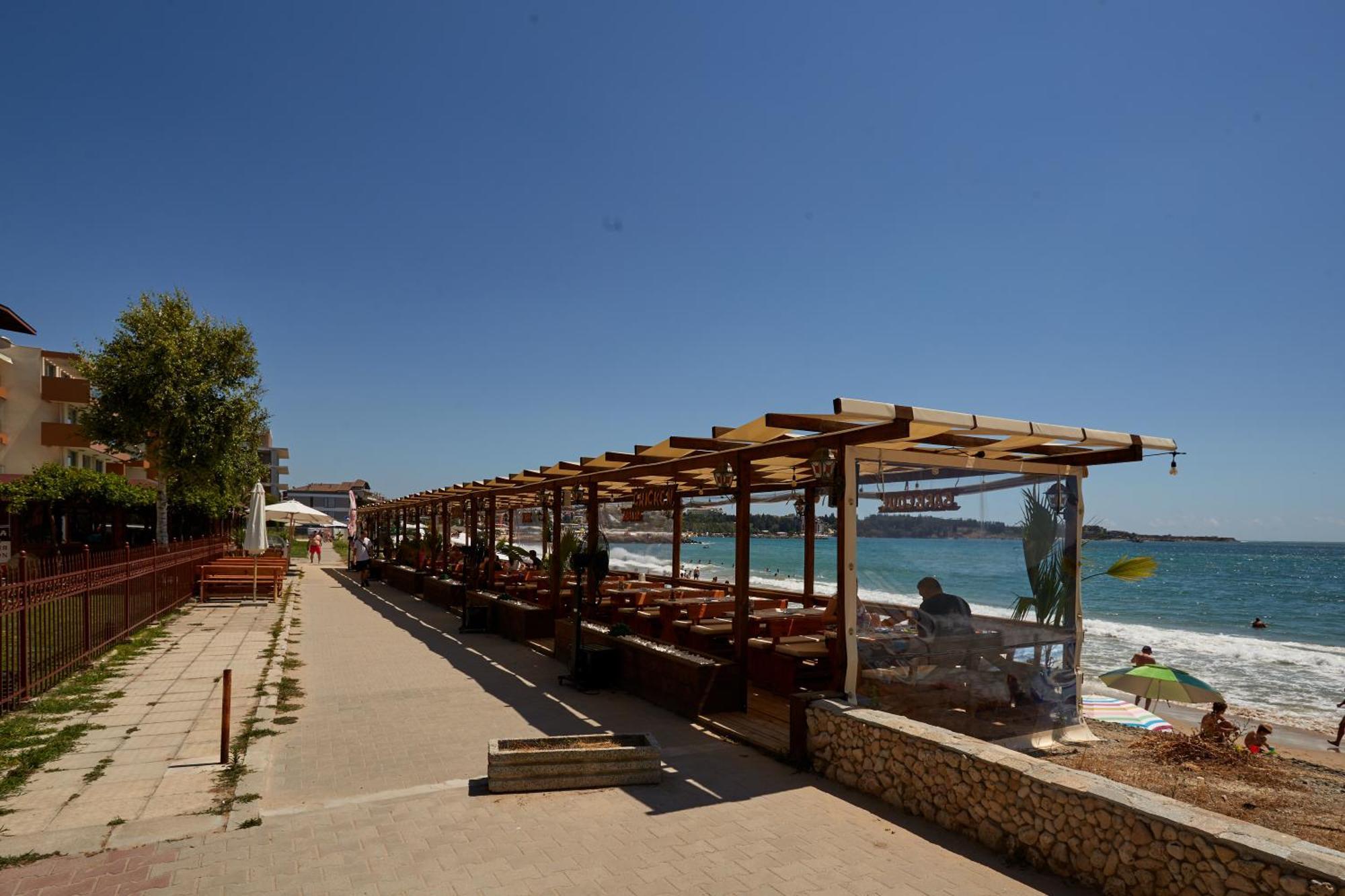 Luxury First Line Apartment With Pool By The Sea Nesebar Eksteriør bilde